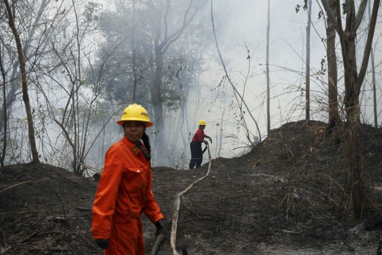 Venezuela battles record wildfires worsened by Amazon drought
