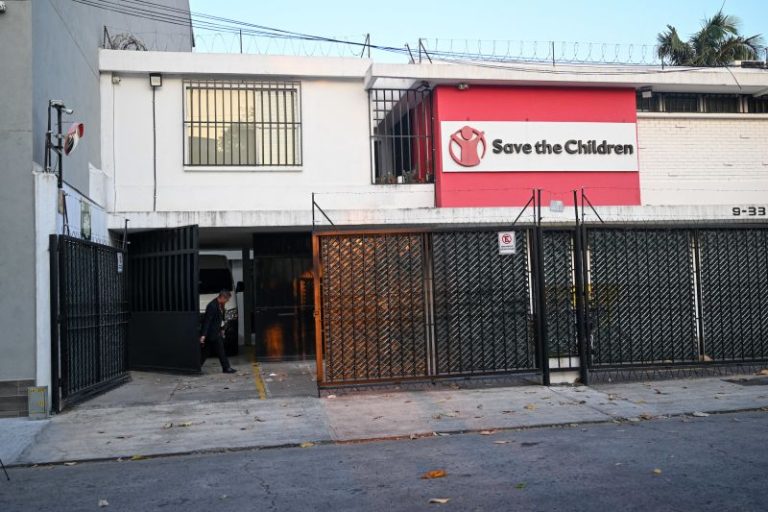 Guatemalan prosecutors raid Save the Children’s offices over migrant children complaint