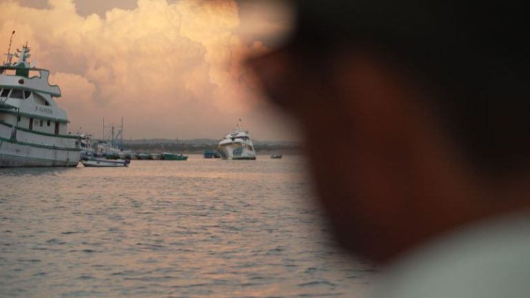 On Ecuador’s cocaine coast, with a fisherman who turned to smuggling